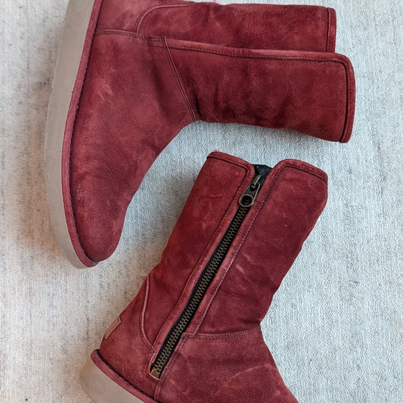 UGG Abree Short Boots in Rust - Picture 2 of 9